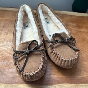 UGG Women's Tan Moccasin Slippers size 9